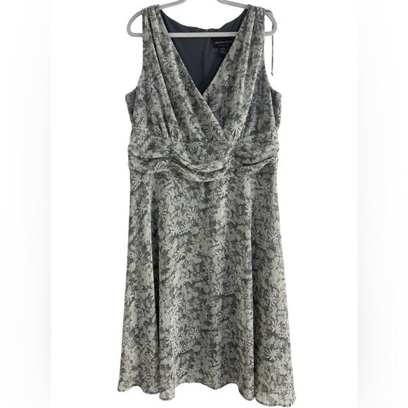 Connected Apparel Gray Floral Midi Sleeveless Dress Size 20 - Picture 1 of 5